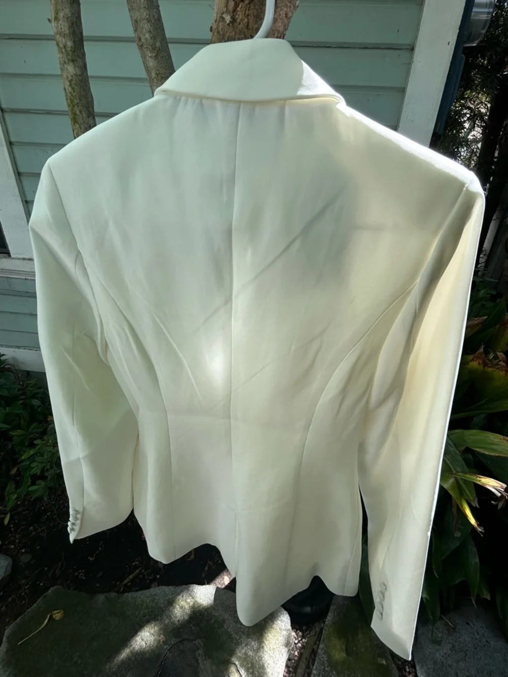 NWT Meshki Helda Fitted Blazer in white - Picture 8 of 11